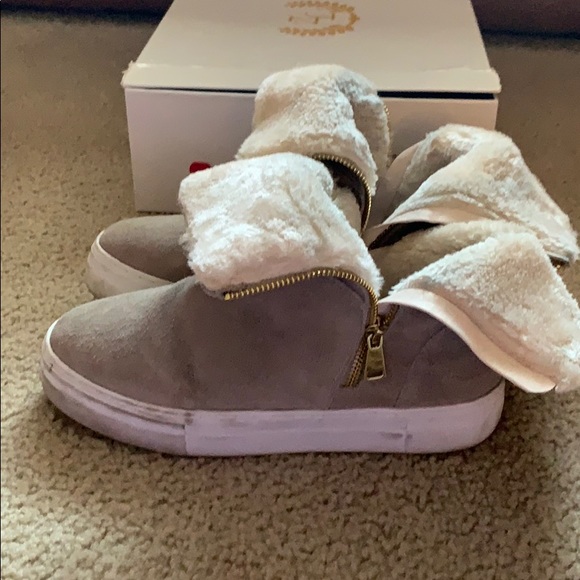 Fur suede shearling tan beige sneaker booties - Picture 3 of 7